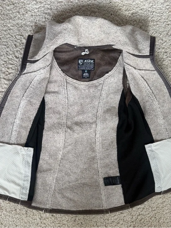 KUHL Projekt Dani Sherpa Vest Womens Brown Faux Leather Wool Outdoor Medium - Picture 12 of 12